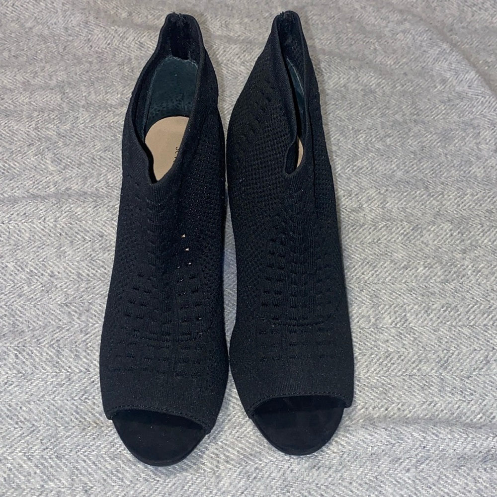 NWT Seven Dial Peep Toe Booties